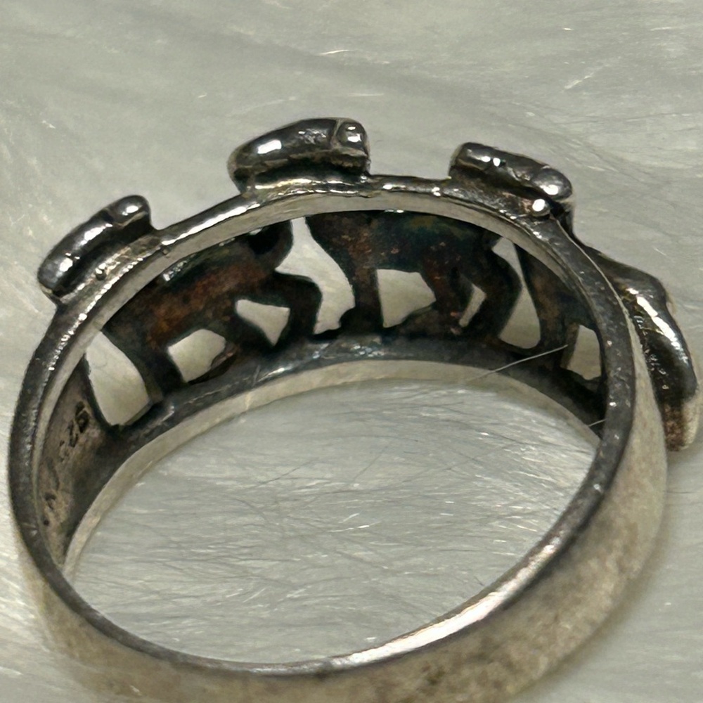 Silver Animal Design Ring - Picture 6 of 7